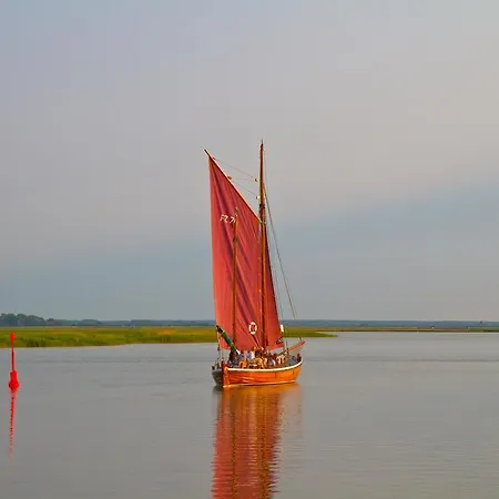 מלון Hotel-marks-garni 4*