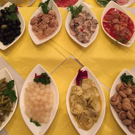 Hotel-marks-garni מלון 4*