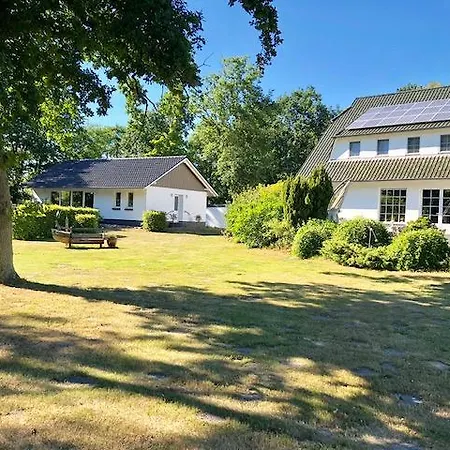 Hotel-marks-garni מלון